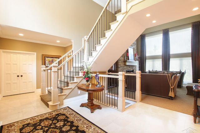 210 Golfview Drive, Saginaw, MI 48638