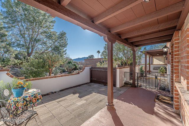 364 S Paseo Lobo Unit C, Green Valley, AZ 85614