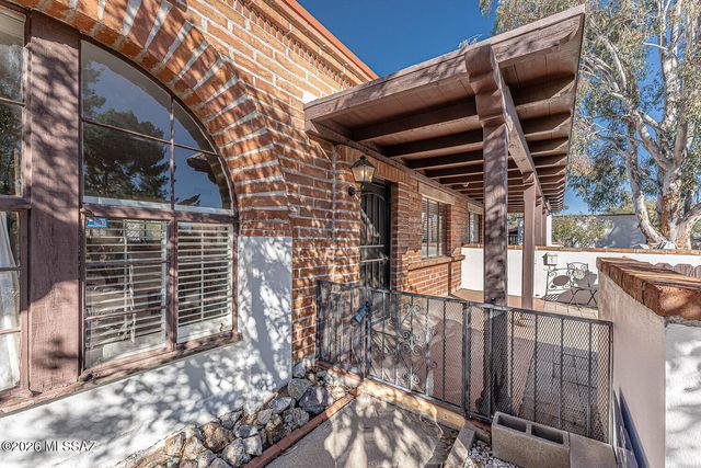 364 S Paseo Lobo Unit C, Green Valley, AZ 85614