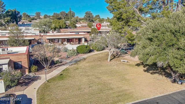 364 S Paseo Lobo Unit C, Green Valley, AZ 85614