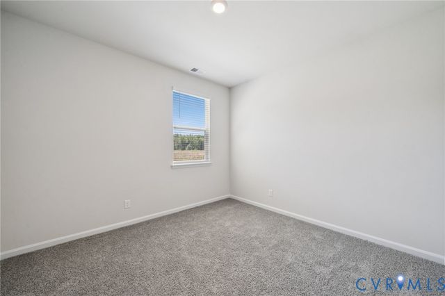 345 Glenmore Ln, Keswick, VA 22947