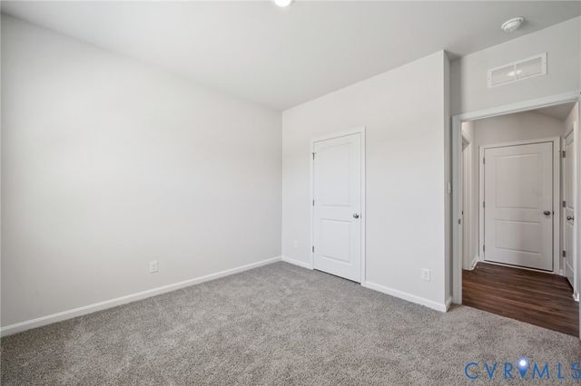 345 Glenmore Ln, Keswick, VA 22947