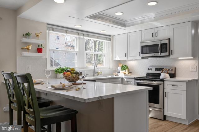 15310 IRIS LN, Dumfries, VA 22025