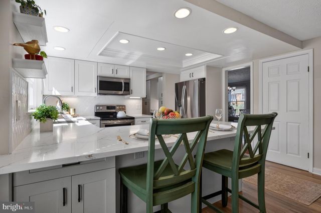 15310 IRIS LN, Dumfries, VA 22025