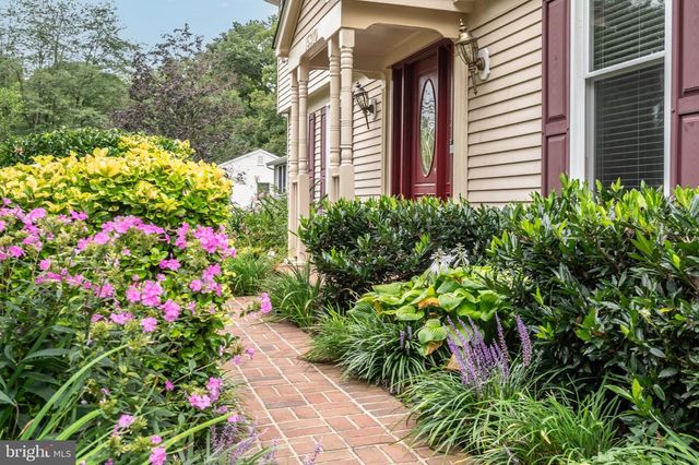 15310 IRIS LN, Dumfries, VA 22025