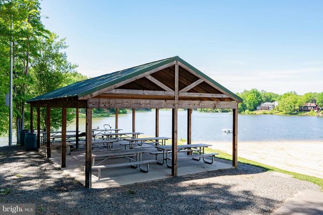 15310 IRIS LN, Dumfries, VA 22025