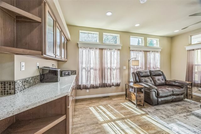 9011 Old Highway 99 SE #103, Olympia, WA 98501