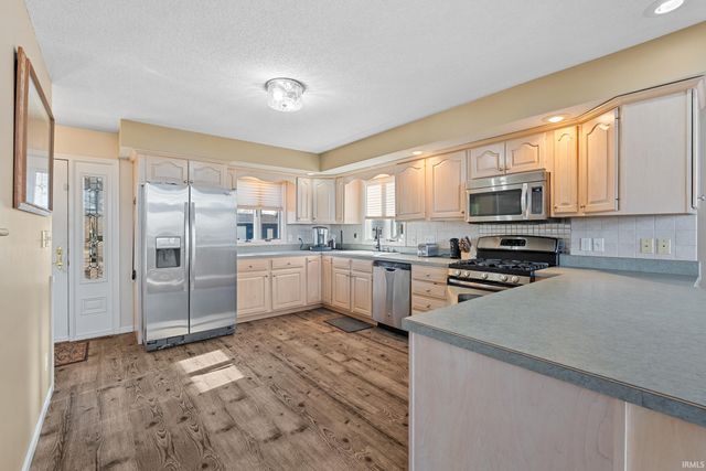 2910 Country Club Drive East Drive, Rochester, IN 46975