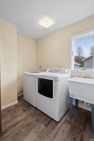 2910 Country Club Drive East Drive, Rochester, IN 46975