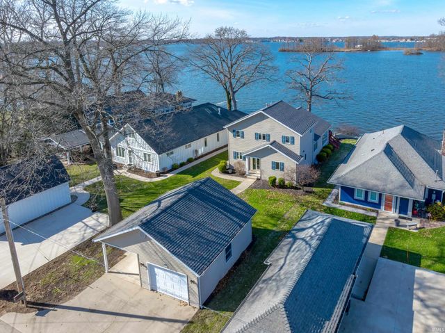 2910 Country Club Drive East Drive, Rochester, IN 46975