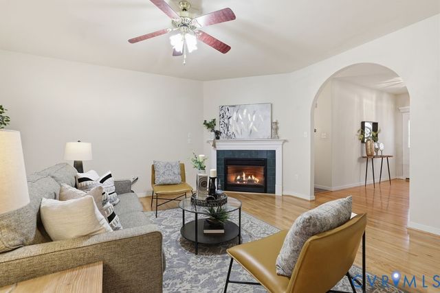 12325 Hillcreek Ter, Midlothian, VA 23112