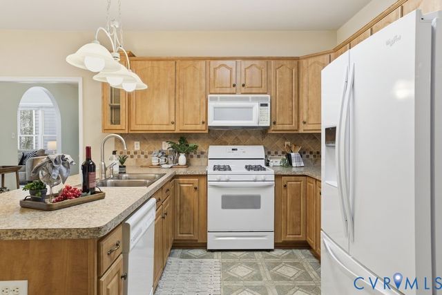 12325 Hillcreek Ter, Midlothian, VA 23112