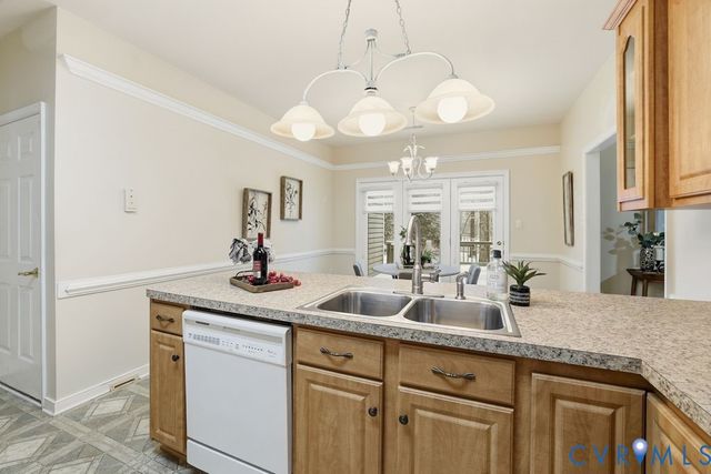 12325 Hillcreek Ter, Midlothian, VA 23112