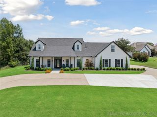 11135 S 55th West Avenue, Sapulpa, OK 74066