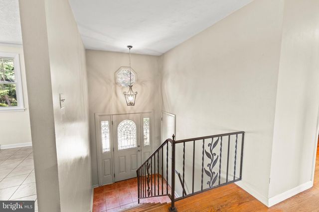 1390 ARLINGTON RD, York, PA 17403