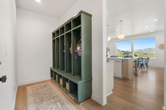 686 W EAGLECREST CIR, Elk Ridge, UT 84651