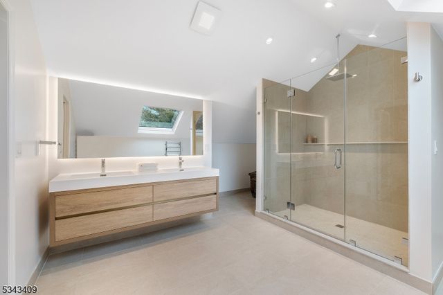 149 Knollwood Dr, Watchung Boro, NJ 07069