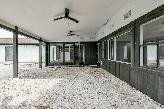 6002 Greenmont Drive, Houston, TX 77092