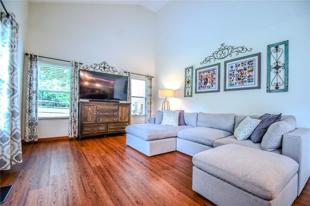 2435 Dutch Mill Drive, Fairborn, OH 45324
