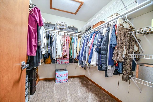 2435 Dutch Mill Drive, Fairborn, OH 45324