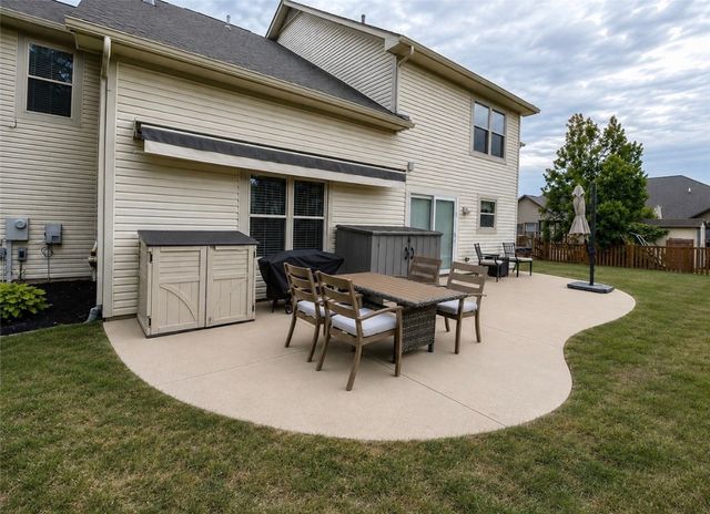 2435 Dutch Mill Drive, Fairborn, OH 45324