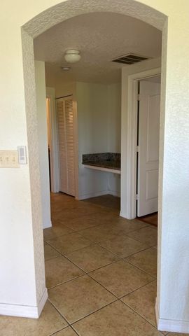 136 SW Peacock Blvd Apt 19-104 St, Port St Lucie, FL 34986