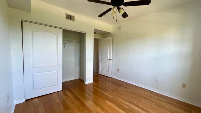 136 SW Peacock Blvd Apt 19-104 St, Port St Lucie, FL 34986