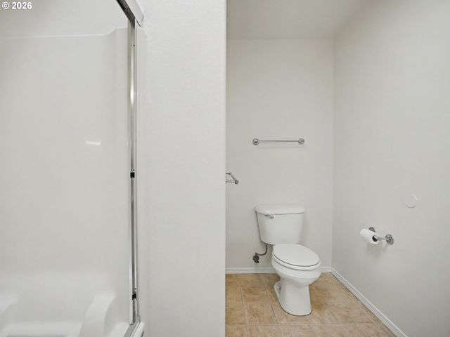 14447 Se OREGON TRAIL Dr, Clackamas, OR 97015