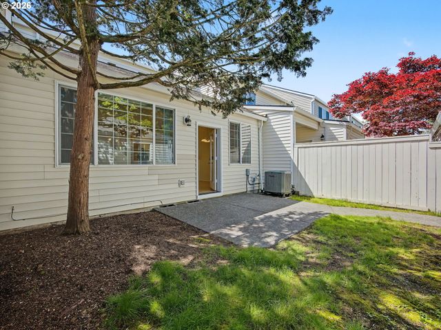 14447 Se OREGON TRAIL Dr, Clackamas, OR 97015
