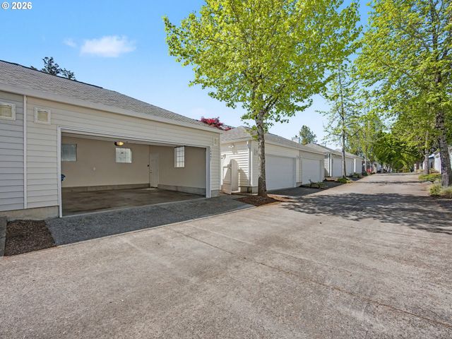 14447 Se OREGON TRAIL Dr, Clackamas, OR 97015