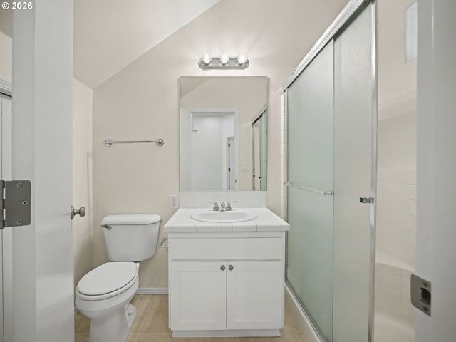 14447 Se OREGON TRAIL Dr, Clackamas, OR 97015