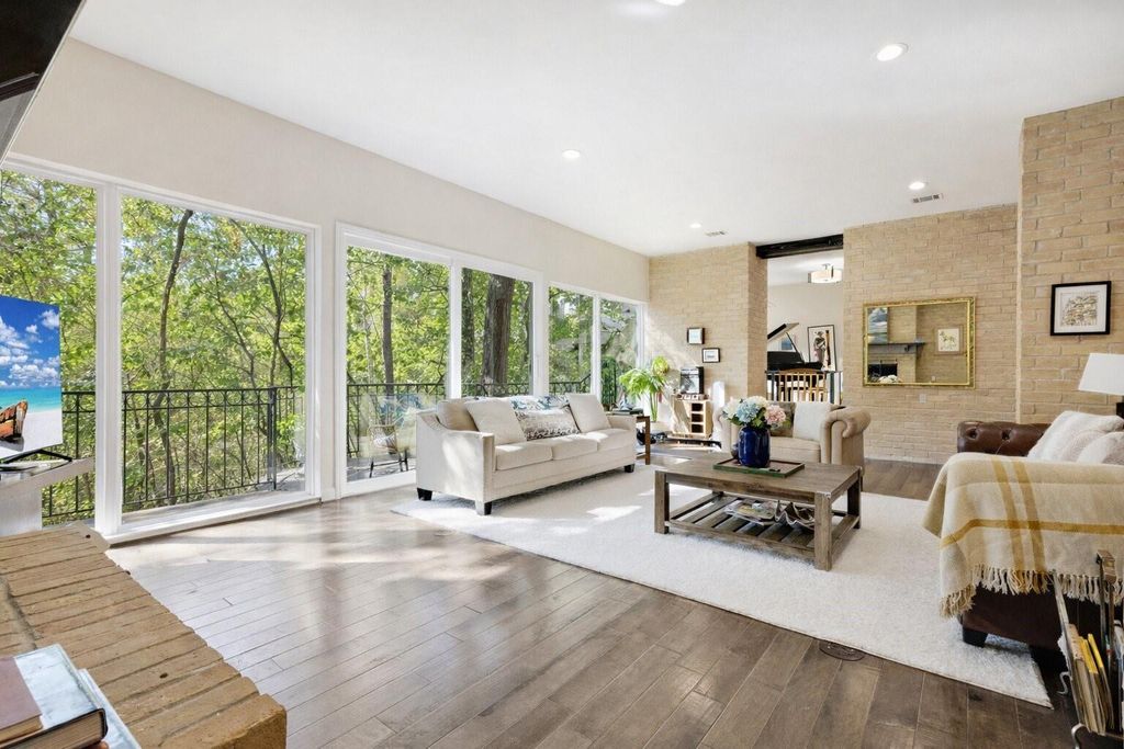 201 Vanderpool Lane 130, Houston, TX 77024