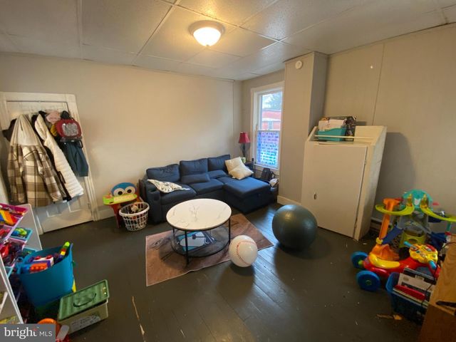 164 HAMILTON AVE, Waynesboro, PA 17268