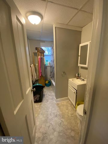 164 HAMILTON AVE, Waynesboro, PA 17268