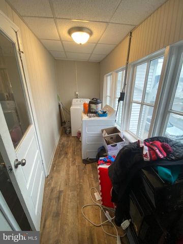 164 HAMILTON AVE, Waynesboro, PA 17268