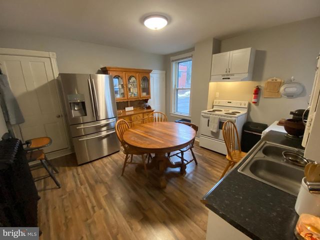 164 HAMILTON AVE, Waynesboro, PA 17268