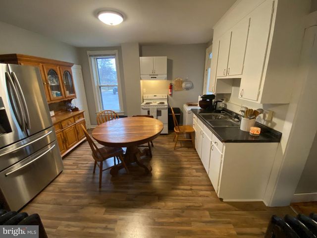 164 HAMILTON AVE, Waynesboro, PA 17268