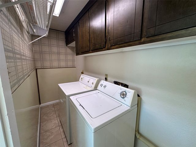 237 Arthur Drive, Hurst, TX 76053