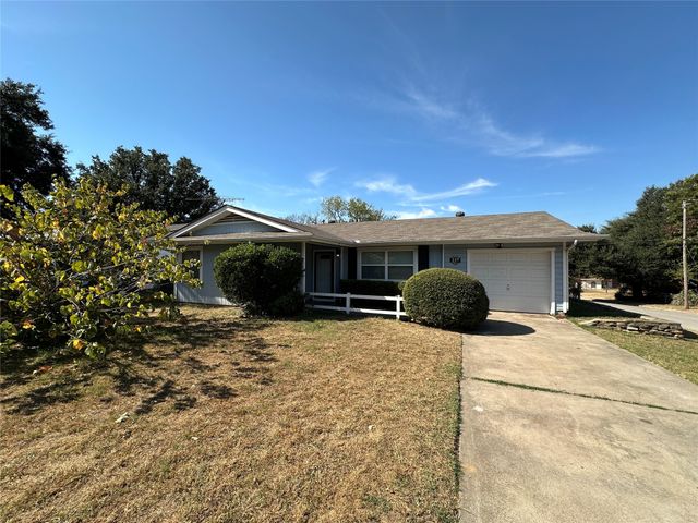 237 Arthur Drive, Hurst, TX 76053