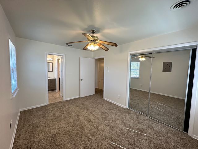 237 Arthur Drive, Hurst, TX 76053