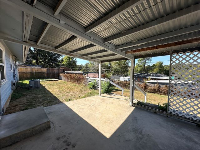 237 Arthur Drive, Hurst, TX 76053