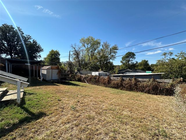 237 Arthur Drive, Hurst, TX 76053