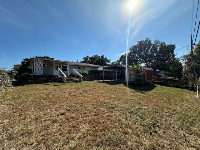 237 Arthur Drive, Hurst, TX 76053