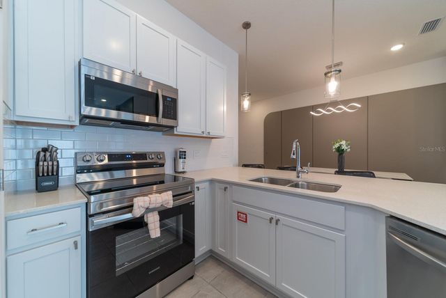 10364 EBB TIDE LANE, Orlando, FL 32821