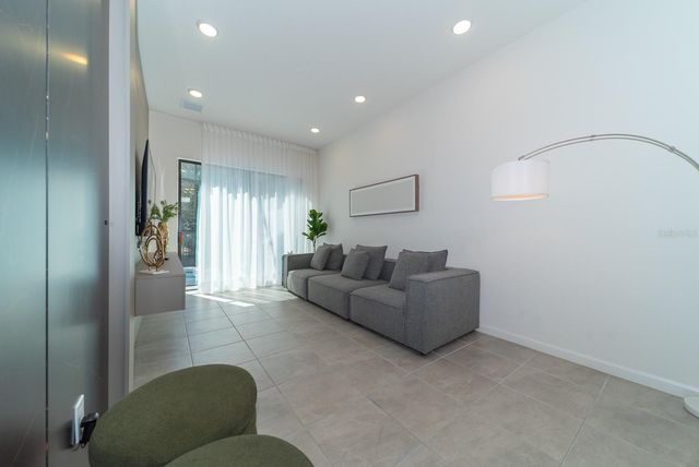 10364 EBB TIDE LANE, Orlando, FL 32821