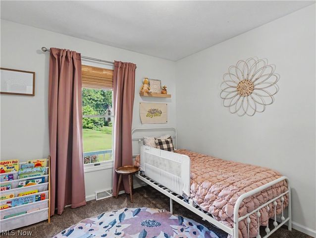 408 Abbyshire Road, Akron, OH 44319