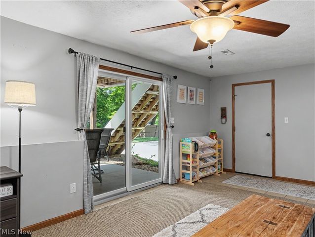 408 Abbyshire Road, Akron, OH 44319