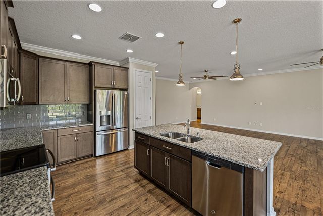 19493 LEONARD ROAD, Lutz, FL 33558