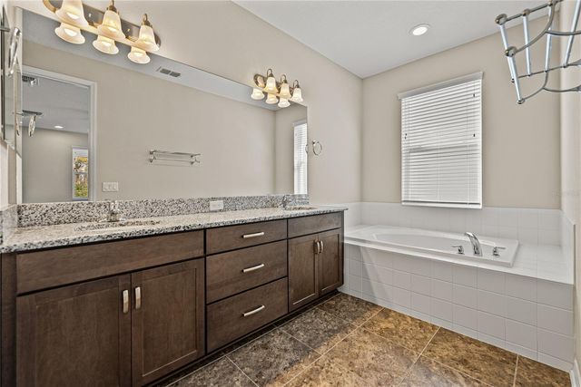 19493 LEONARD ROAD, Lutz, FL 33558