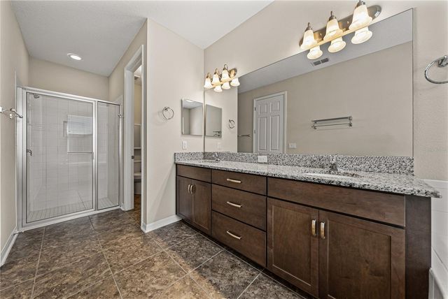 19493 LEONARD ROAD, Lutz, FL 33558